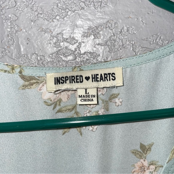 Beautiful Dress - Picture 6 of 6